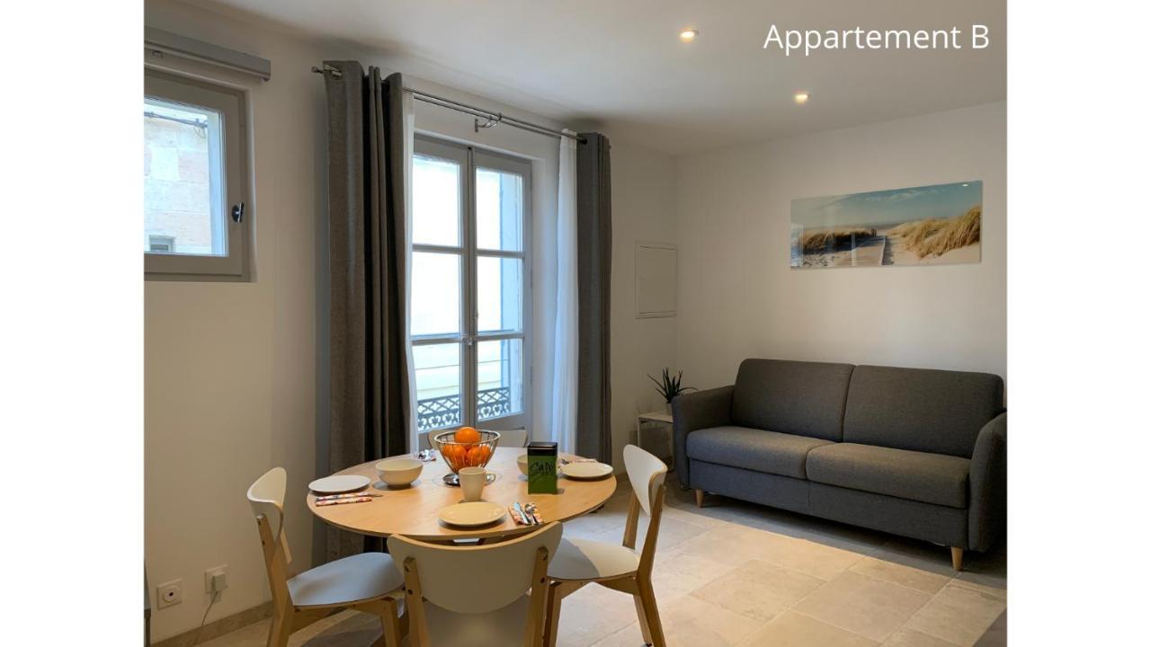 In Arles: De L'amphitheatre Apartment *