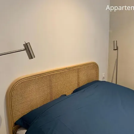 Holiday In Arles: Appartement De L'Amphitheatre Exterior photo